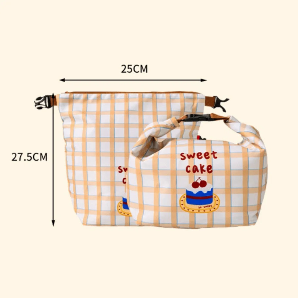 Plaid kawaii bag with 'sweet cake' text and measurements on a white background