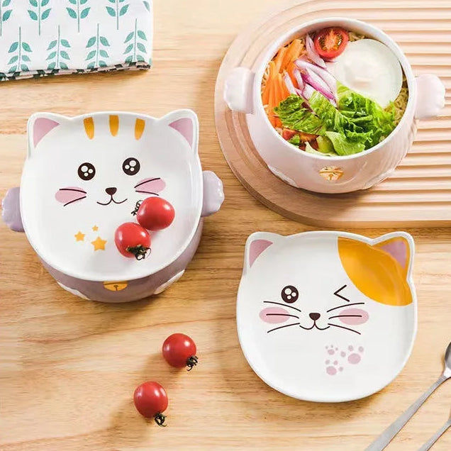 Cute cat-shaped ceramic kawaii ramen bowls on a wooden surface with text in the background.