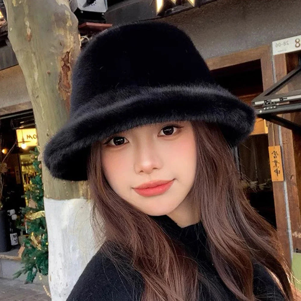 Woman wearing a black Kawaii fur hat in an urban setting