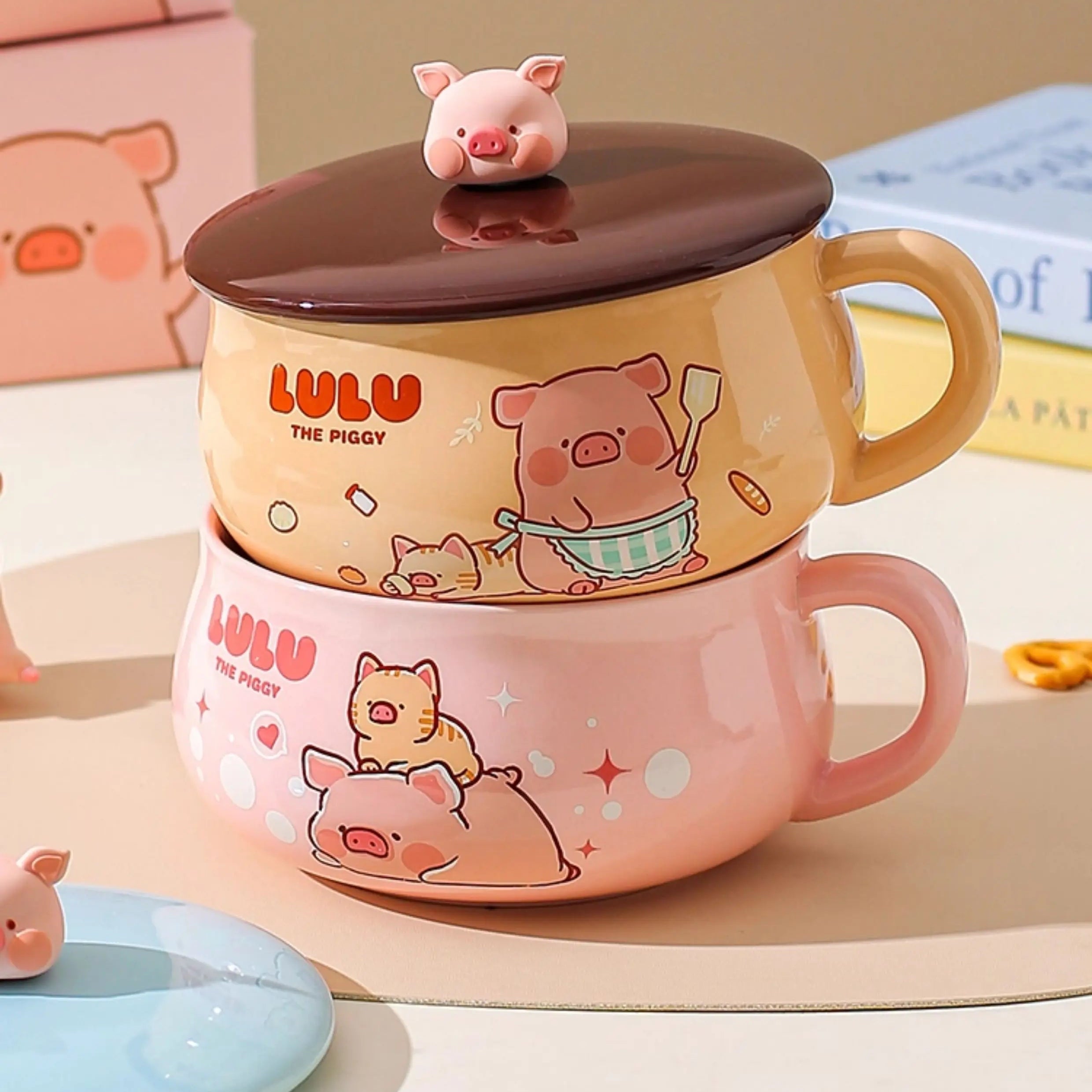 Stackable kawaii ramen bowls with cartoon pig design on a light pink background