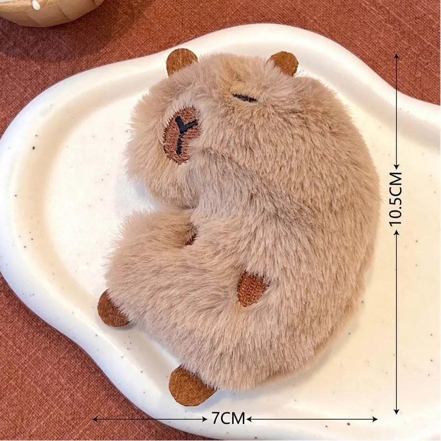 Plush kawaii toy resembling a bear on a white plate with measurements indicated.